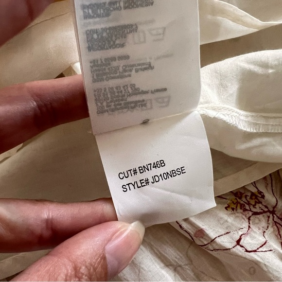 Billabong Seas the Day Ivory Floral Maxi V Neck Flutter Sleeve Tiered Dress Med - Picture 9 of 11